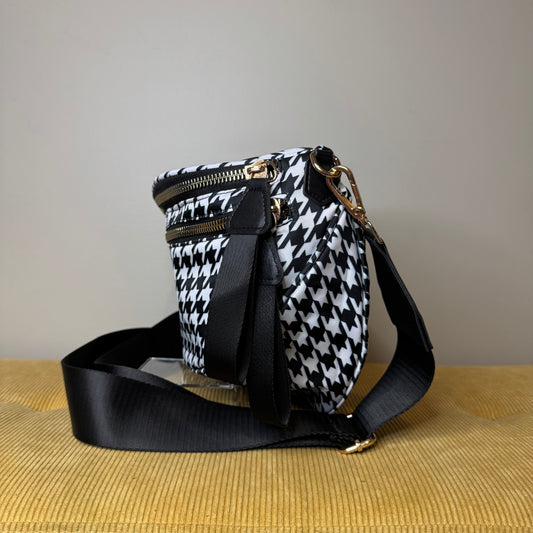 The Roni Nylon Crossbody - Houndstooth