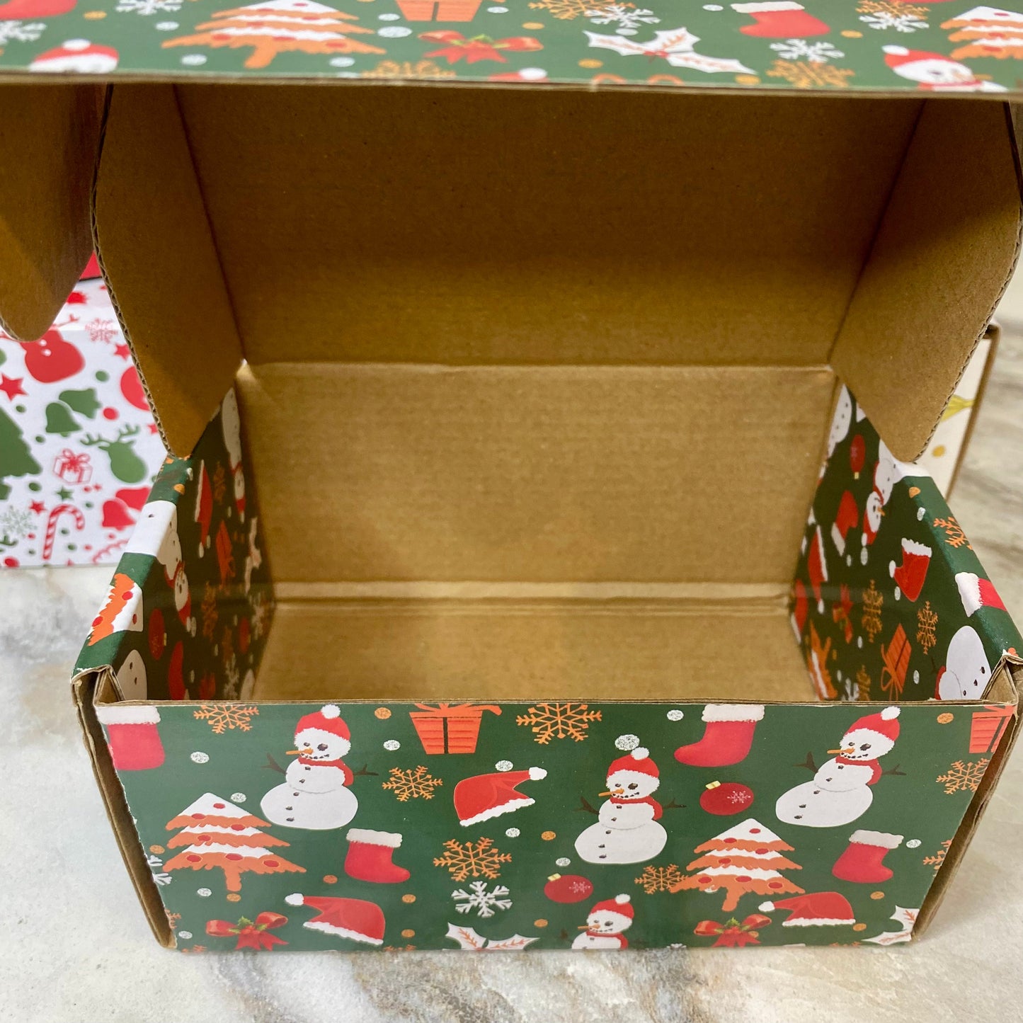 Christmas Gift Box with Crinkle Paper - Small Style 2