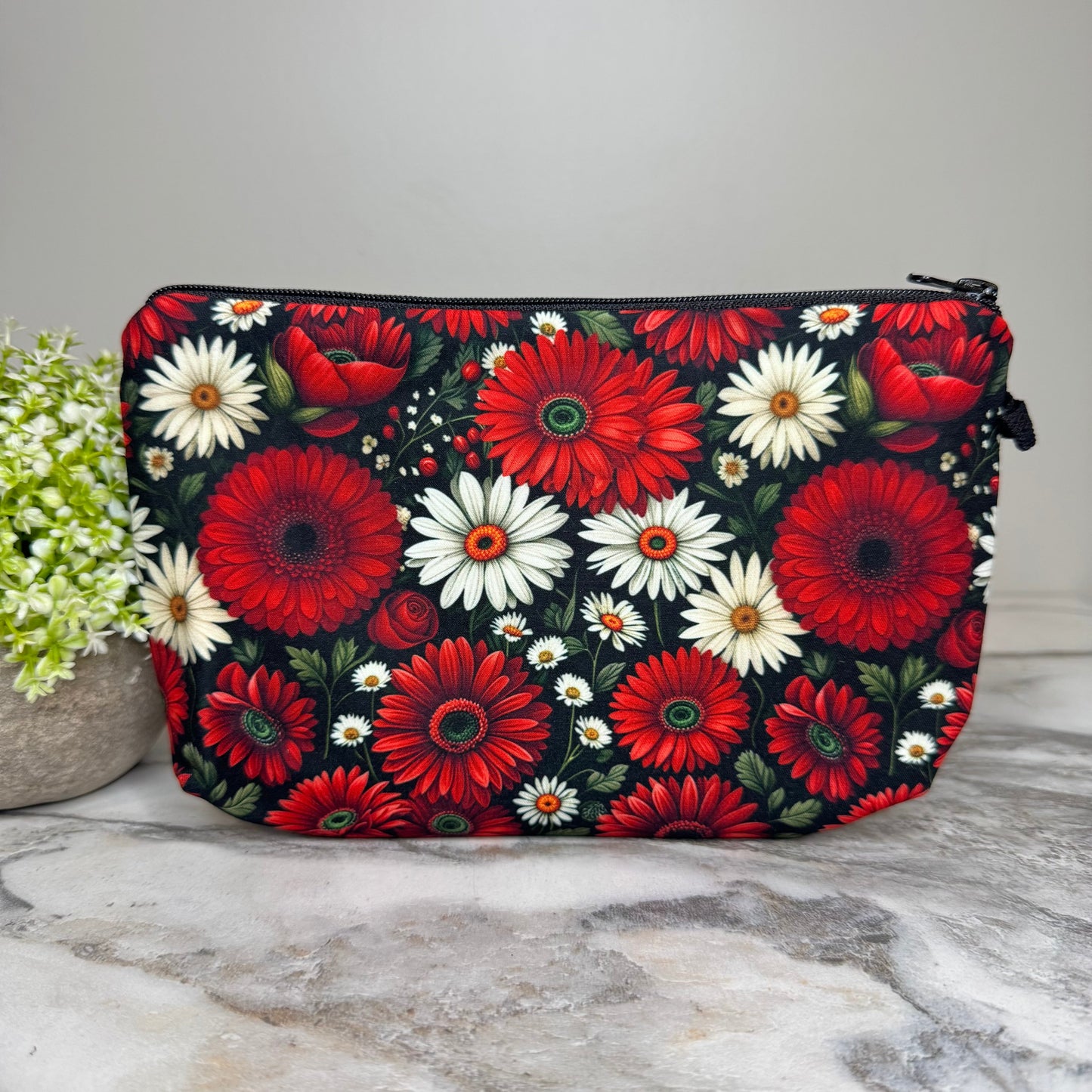 Pouch - Floral Bold Red Daisy